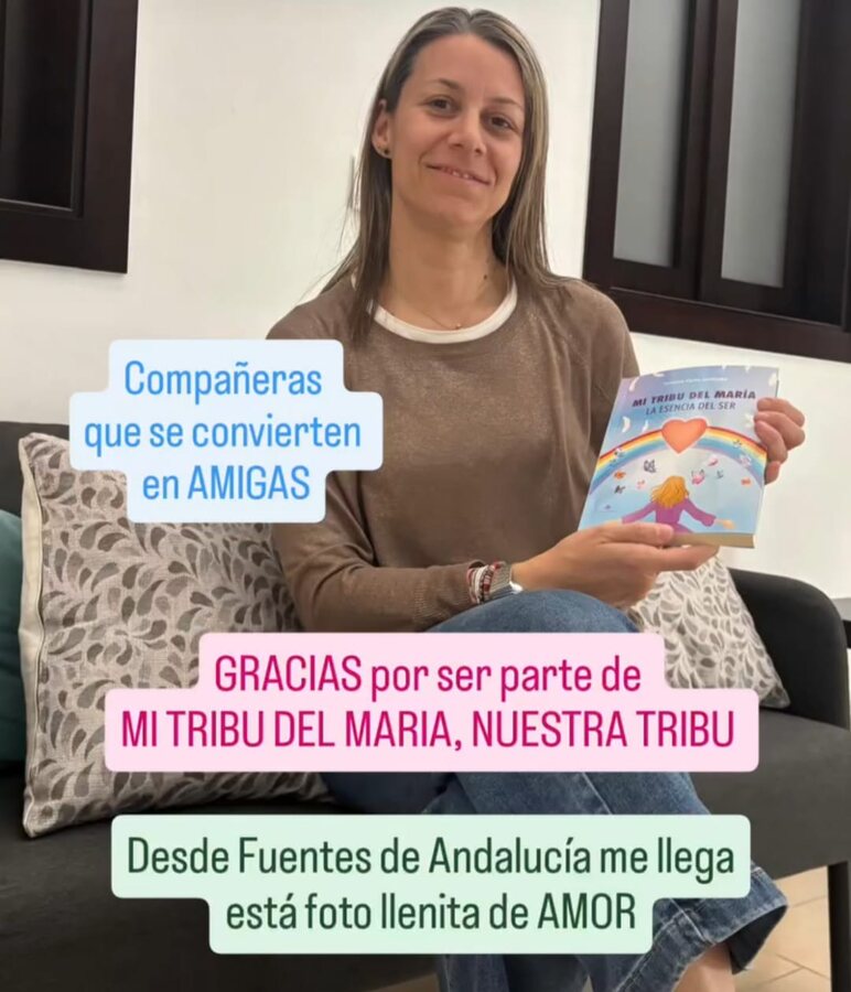 Lectora con Mi Tribu del María